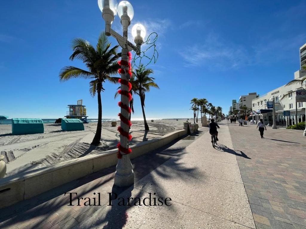Costa Hollywood Steps To Beach Exterior photo